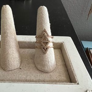 Stella and dot spear ring